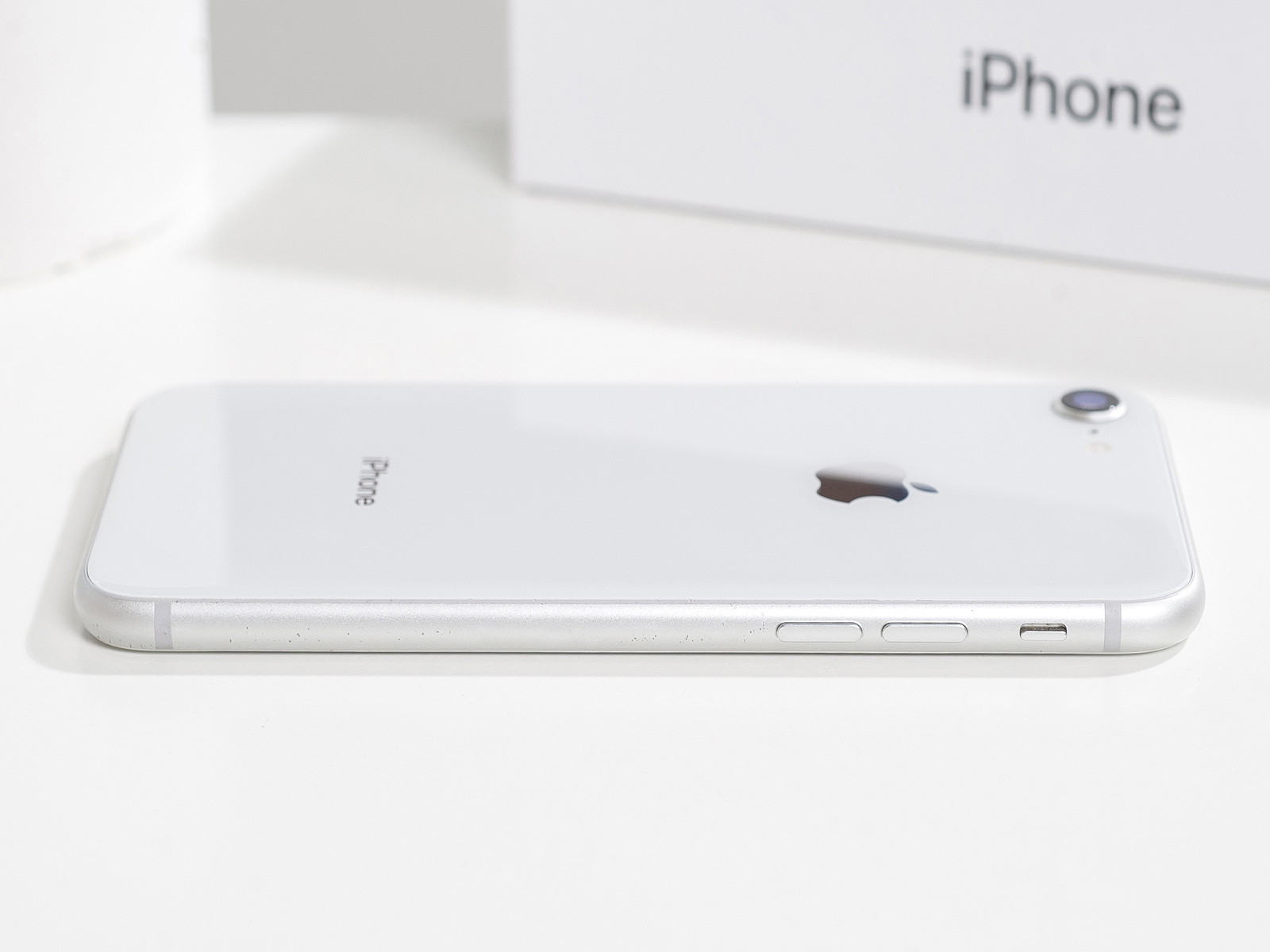 iPhone 8 64gb, argintiu folosit